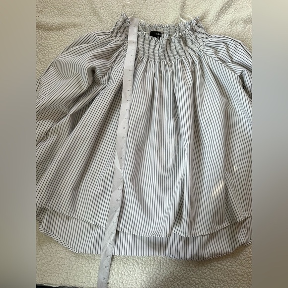 AQUA Striped Poplin off-the-shoulder Blouse
Size L - Picture 4 of 6